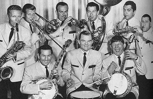 Spike Jones and His City Slickers все песни в mp3