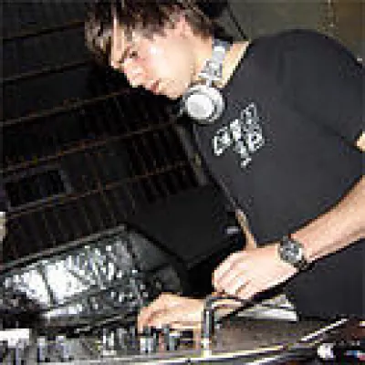 Plunk.ton