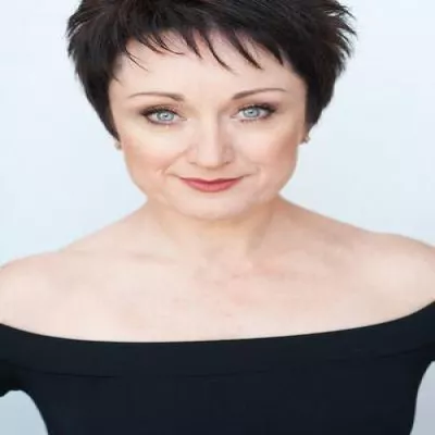 Caroline O'Connor все песни в mp3