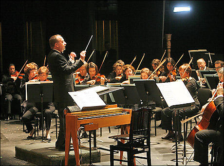 New York City Opera Orchestra все песни в mp3