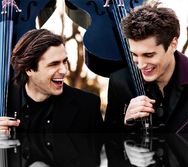 2CELLOS