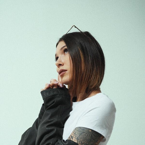 MISS DRE