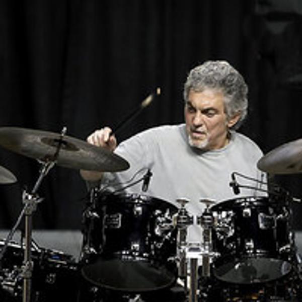 Steve Gadd все песни в mp3