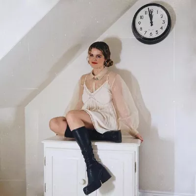 Daisy Clark все песни в mp3