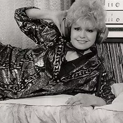 Cserhati Zsuzsa