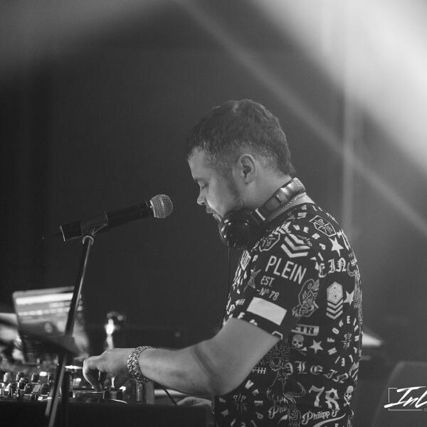 DJ Kapral