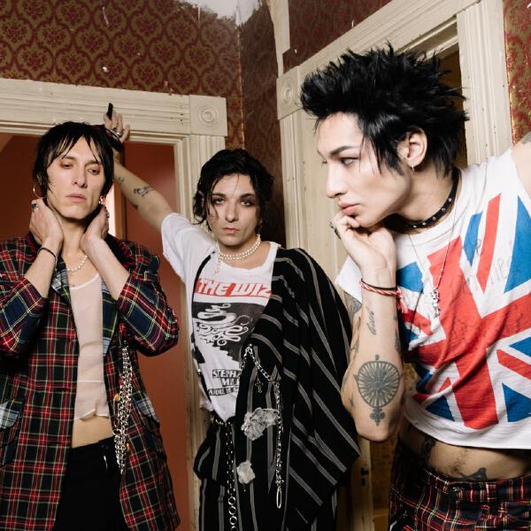 Palaye Royale