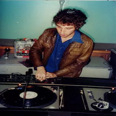 Thomas Bangalter все песни в mp3