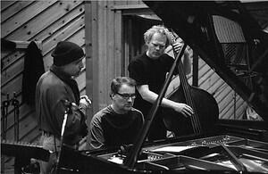 Bobo Stenson Trio все песни в mp3