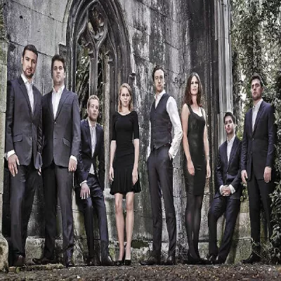 Voces8