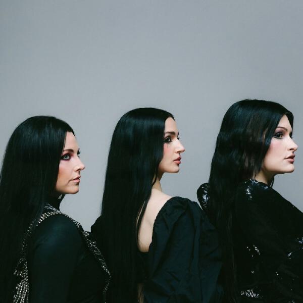 Courtney LaPlante все песни в mp3