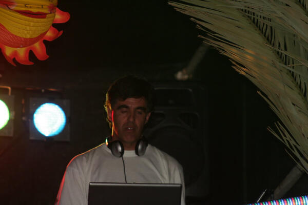 DJ Leao