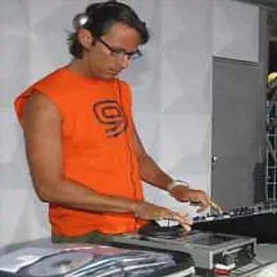 Farolfi все песни в mp3