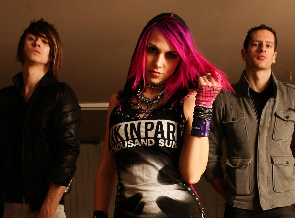 Icon For Hire все песни в mp3