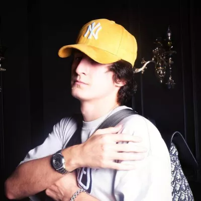 Hj