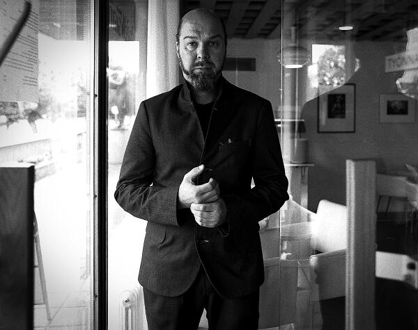 Mika Vainio все песни в mp3