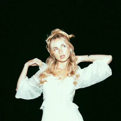 Claire Rosinkranz