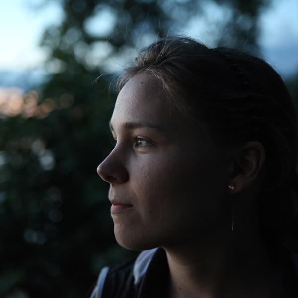 Альбом В смысле исполнителя Алёна Абраженина