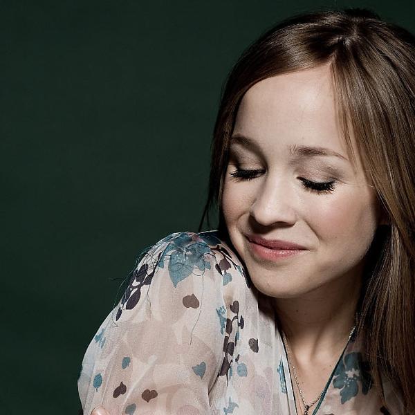 Veronika Harcsa все песни в mp3