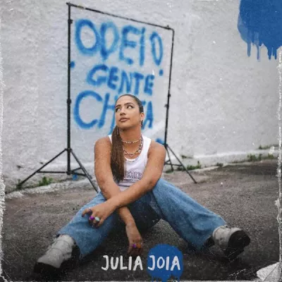 Julia Joia