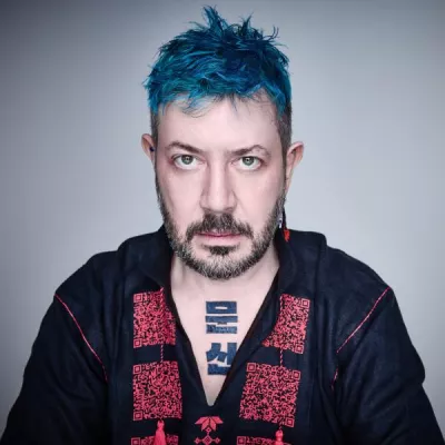 Артемий Лебедев