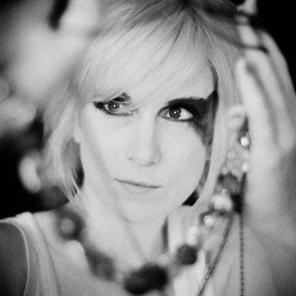 Susie Ledge все песни в mp3