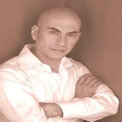 Andrew Mogrelia