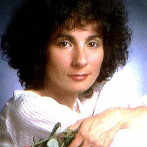 Marie-Paule Belle