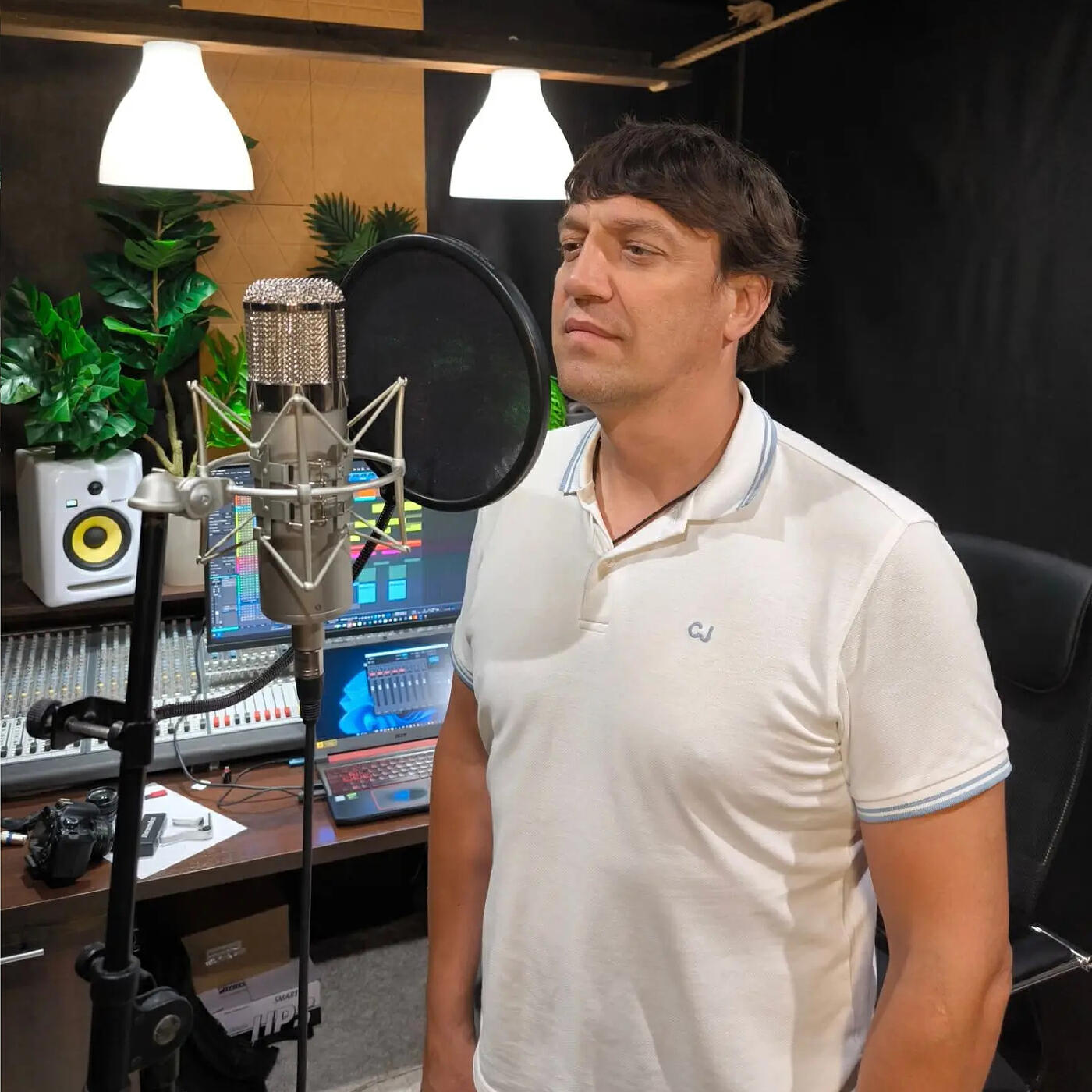 Альбом Пересвет исполнителя Вячеслав Антонов