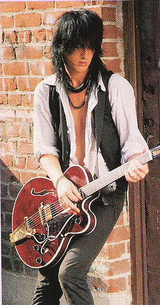 Izzy Stradlin