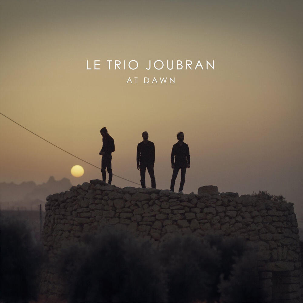 Альбом At Dawn исполнителя Le Trio Joubran