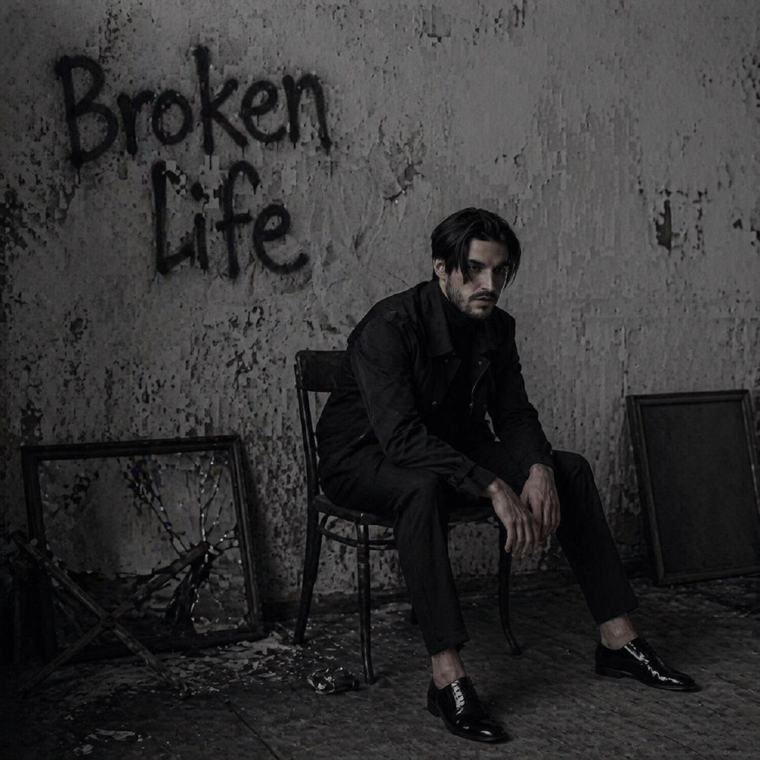 Альбом Broken Life исполнителя Владимир Ковальчук