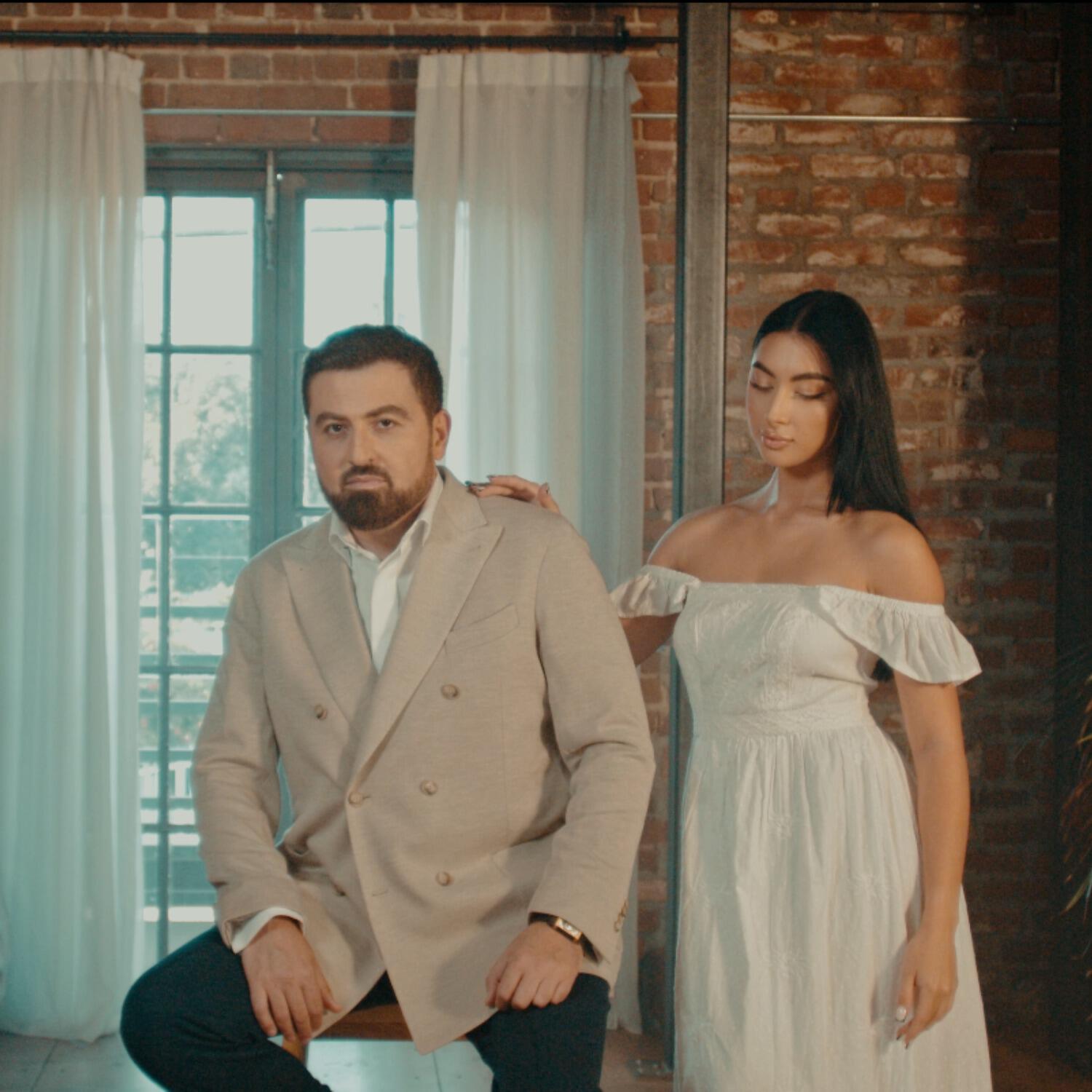 Aghjik es Es Dari