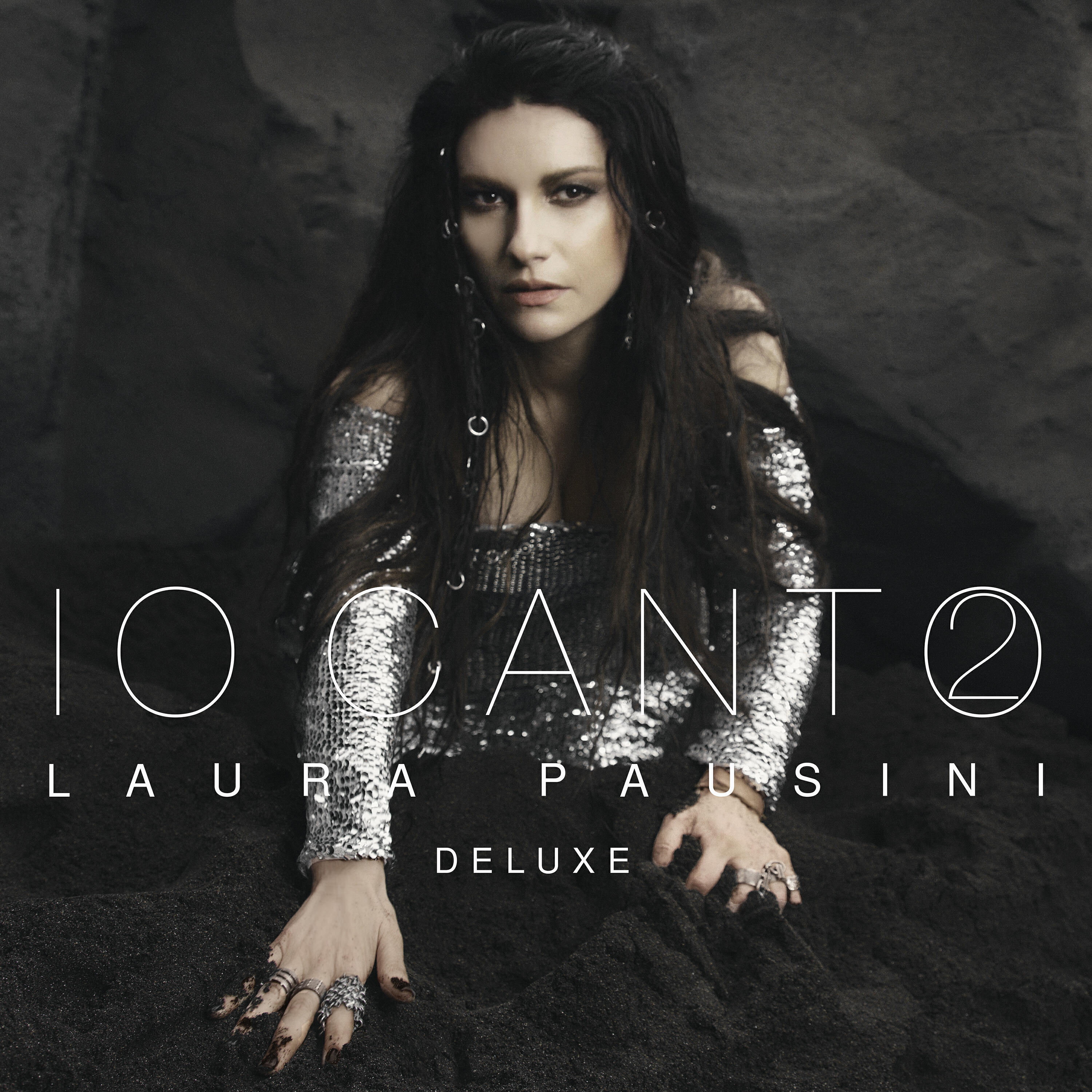 Laura Pausini, Ana Carolina, Ferrugem - QUEM DE NÓS DOIS (con Ana Carolina e Ferrugem)