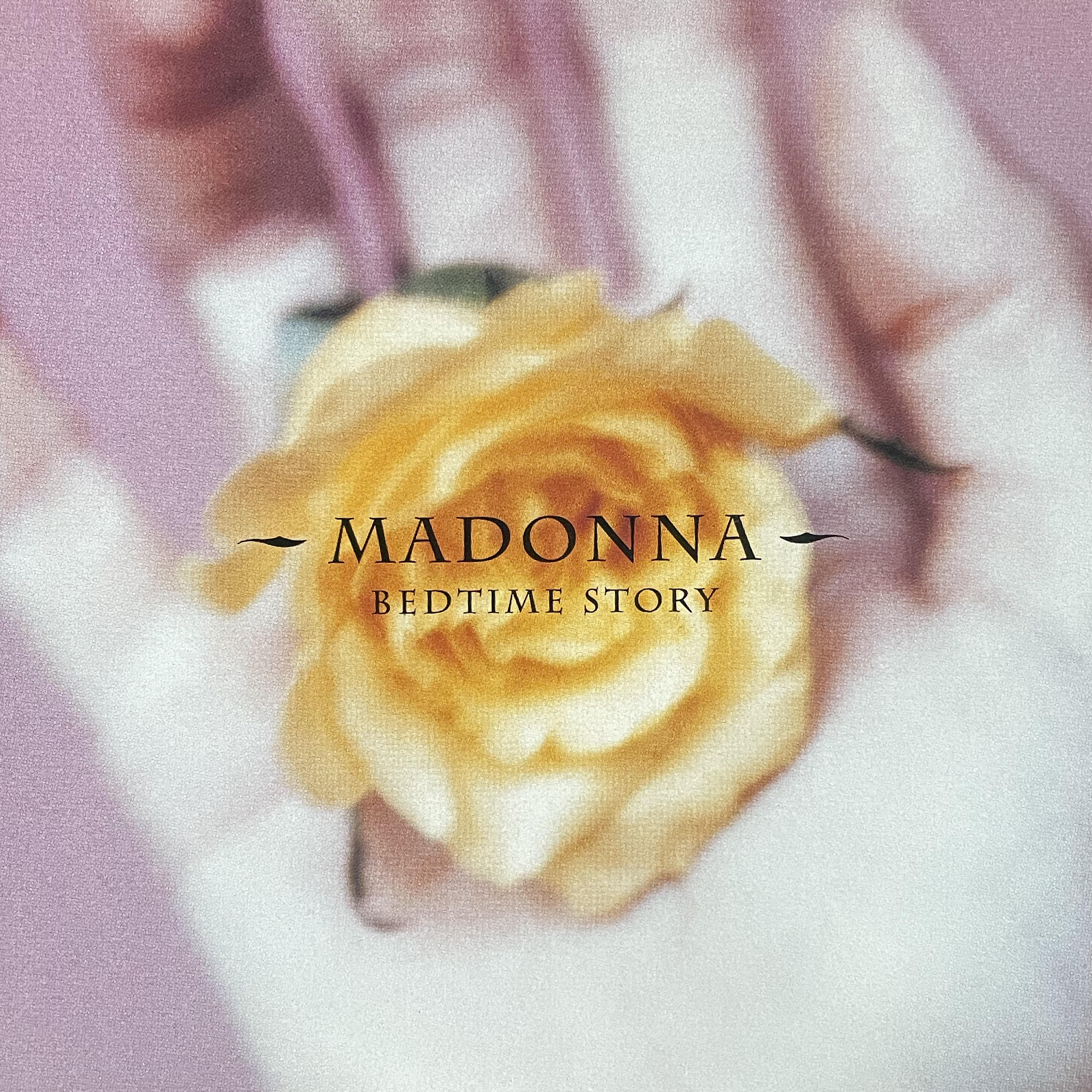 Альбом Bedtime Story исполнителя Madonna