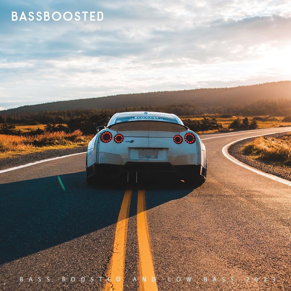 Bassboosted, MILLK - Не Видно Лица