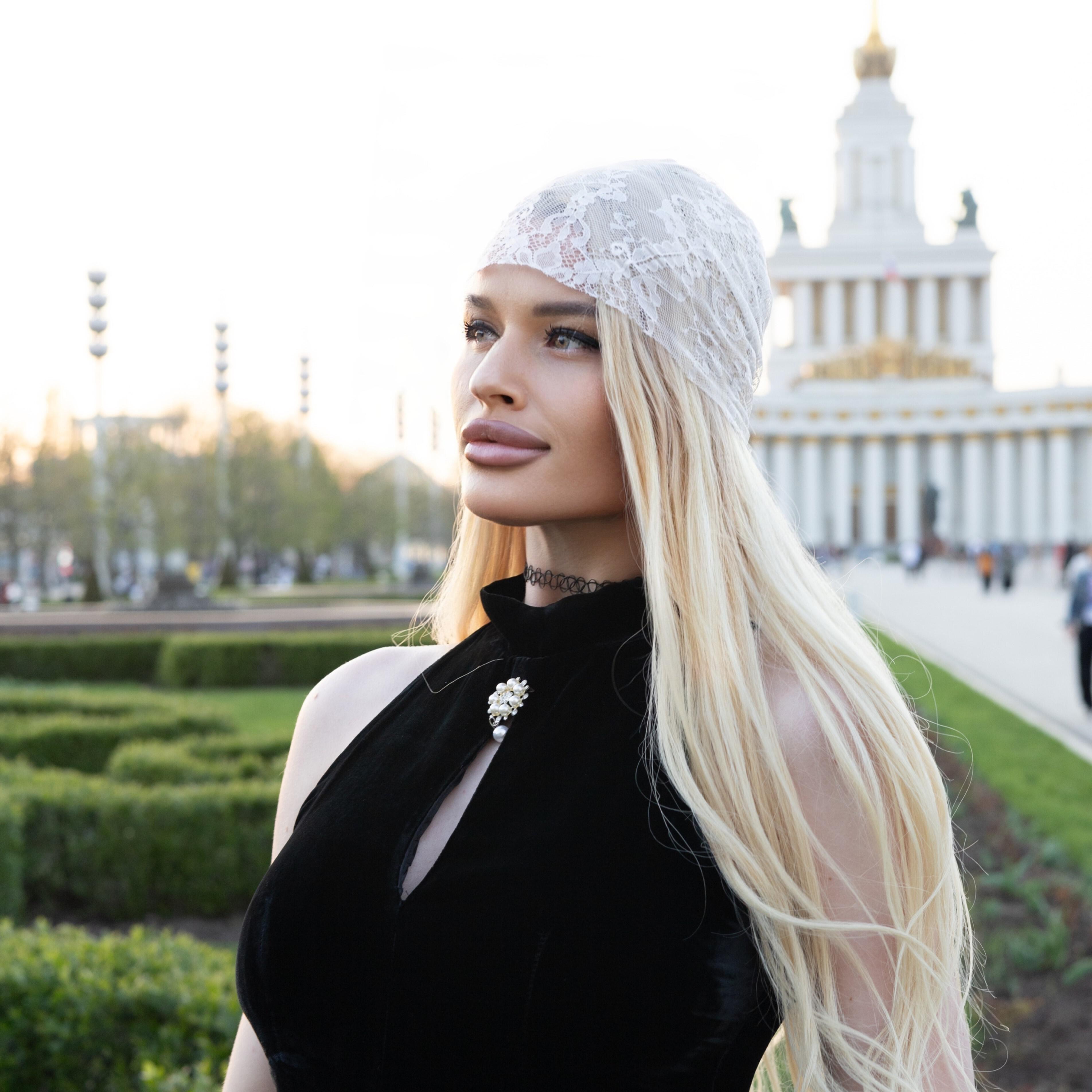 Альбом Россия исполнителя Виктория Целикова