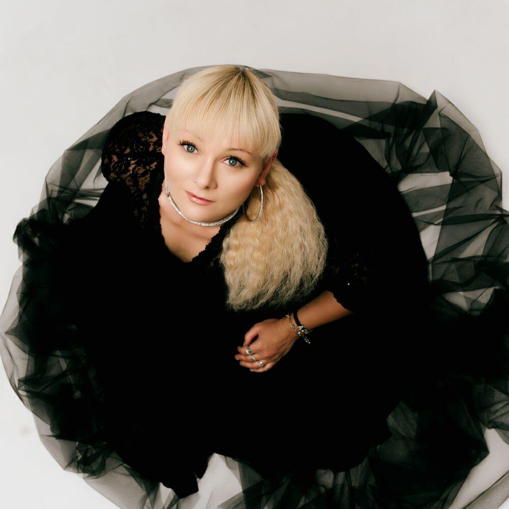 Mary Piano