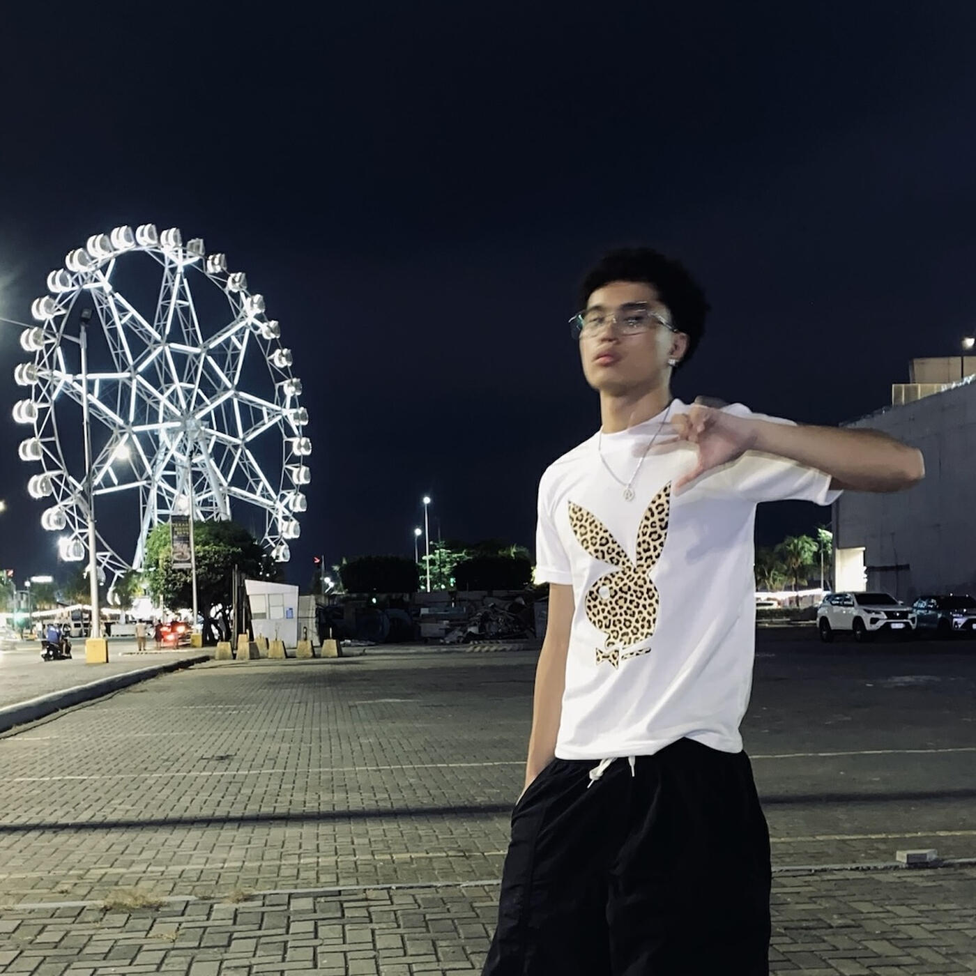 Альбом All Night исполнителя Mercer, shehatespr!mo