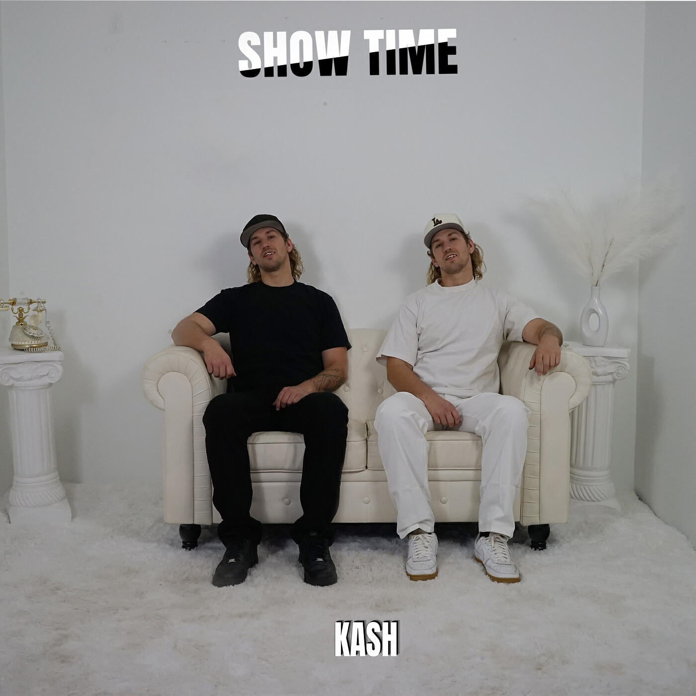 Альбом Show Time исполнителя Kash